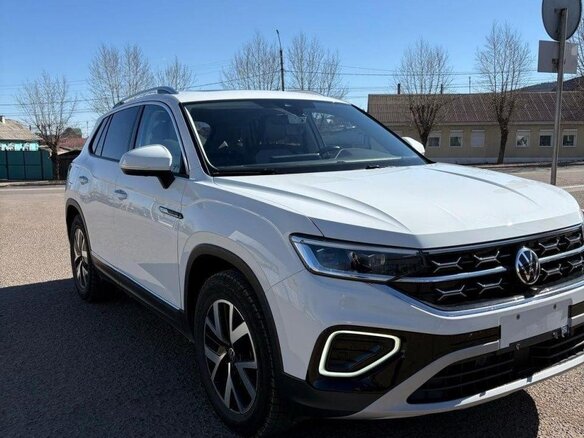 2023 Volkswagen Tayron I Рестайлинг, белый, 2760000 рублей