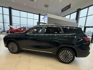 2026 Tenet T8, зелёный, 3099000 рублей, вид 3