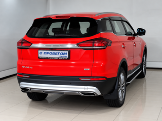 2022 Geely Atlas Pro, красный, 1690000 рублей, вид 4