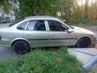 1996 Opel Vectra B, зелёный, 150000 рублей, вид 3