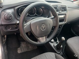 2014 Renault Logan II, бежевый, 350000 рублей, вид 5