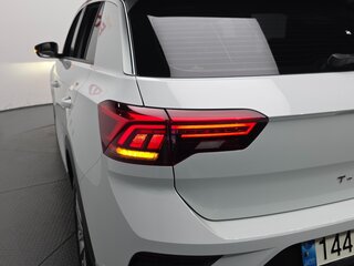 2022 Volkswagen T-Roc I Рестайлинг, белый, 2190000 рублей, вид 5
