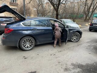 2012 BMW 5 серии Gran Turismo 550i xDrive VI (F10/F11/F07), синий, 1800000 рублей, вид 3