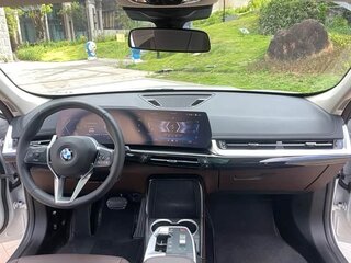2025 BMW X1 Long 20Li sDrive III (U11/U12), белый, 3126757 рублей, вид 4