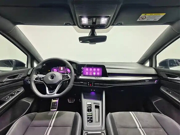2023 Volkswagen Golf VIII, белый, 1600047 рублей - вид 8