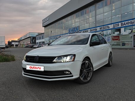 2015 Volkswagen Jetta VI Рестайлинг, белый, 950000 рублей, вид 1