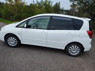 2001 Toyota Corolla Spacio II, белый, 599000 рублей, вид 4