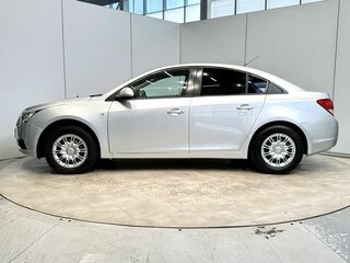 2010 Chevrolet Cruze I, серебристый, 570000 рублей, вид 2