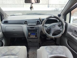 1999 Nissan Liberty, белый, 230000 рублей, вид 4