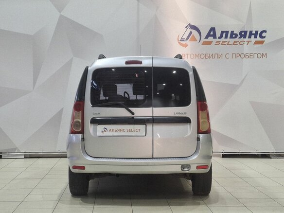 2013 Lada (ВАЗ) Largus I, серебристый, 320000 рублей - вид 3