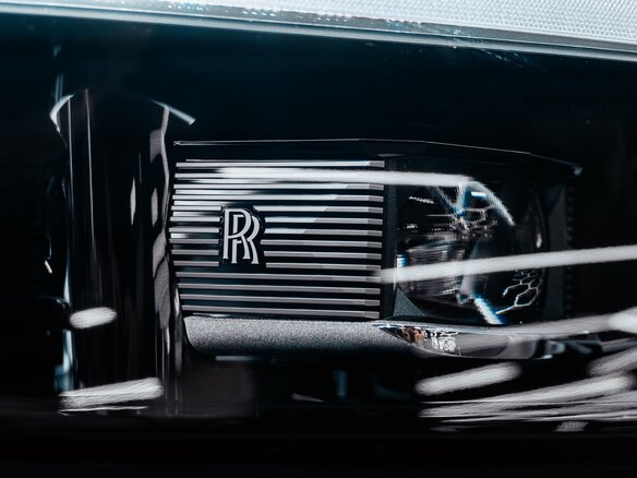 2025 Rolls-Royce Ghost Black Badge II Рестайлинг (Series II), чёрный, 46000000 рублей - вид 10