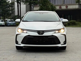 2022 Toyota Corolla XII (E210), белый, 1300111 рублей, вид 2