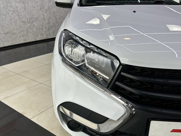 2018 Lada (ВАЗ) XRAY I, белый, 899000 рублей - вид 8
