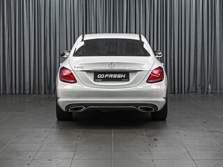 2015 Mercedes-Benz C-Класс 250 IV (W205), белый, 2348000 рублей, вид 4