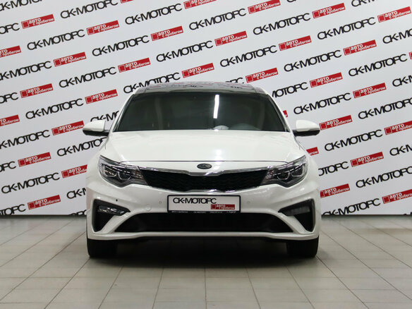 2020 Kia Optima IV Рестайлинг, белый, 1695950 рублей