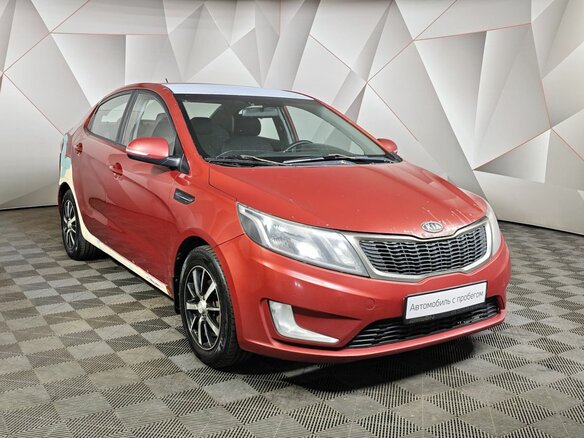 2012 Kia Rio 5-speed III, красный, 411000 рублей - вид 2