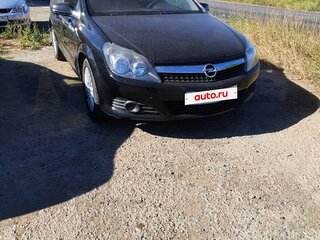 2007 Opel Astra GTC H Рестайлинг, чёрный, 360000 рублей, вид 3