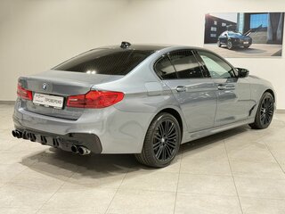 2019 BMW 5 серии 530d xDrive VII (G30/G31/G38), серебристый, 4389000 рублей, вид 5