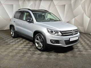2016 Volkswagen Tiguan I Рестайлинг, серебристый, 1309000 рублей, вид 3