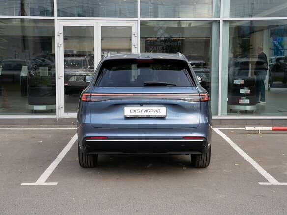 2026 Geely EX5 Гибрид EM-R, синий, 3974990 рублей - вид 7
