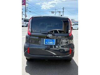2022 Toyota Sienta III, серый, 1100217 рублей, вид 5