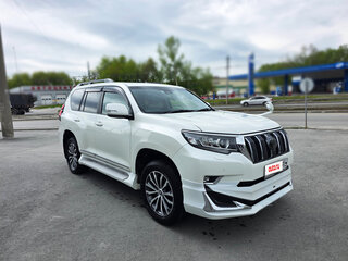2018 Toyota Land Cruiser Prado 150 Series Рестайлинг 2, белый, 3950000 рублей, вид 1