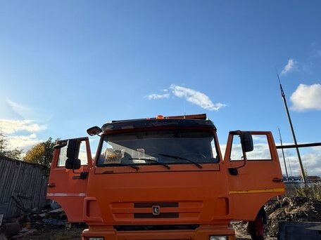 2013 КамАЗ 6520, оранжевый, 2100000 рублей, вид 3