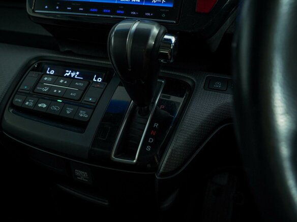 2016 Honda Stepwgn Spada V, чёрный, 2045000 рублей - вид 21