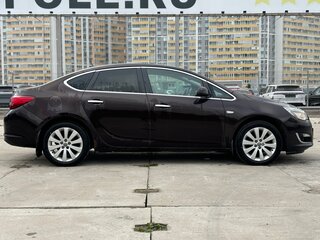 2013 Opel Astra J Рестайлинг, коричневый, 619000 рублей, вид 4