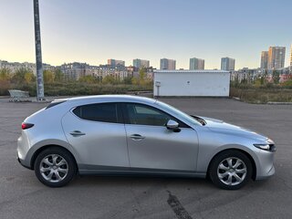 2021 Mazda 3 IV (BP), серый, 1350000 рублей, вид 4