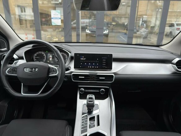 2021 Geely Coolray I, серый, 1690000 рублей - вид 17