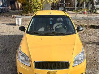 2009 Chevrolet Aveo I Рестайлинг, жёлтый, 390000 рублей, вид 4