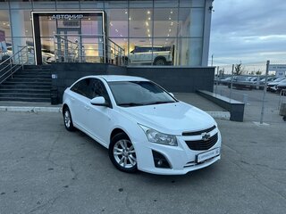 2013 Chevrolet Cruze I Рестайлинг, белый, 750000 рублей, вид 3