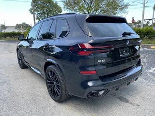 2023 BMW X5 40i IV (G05/G18) Рестайлинг, чёрный, 11990000 рублей, вид 3