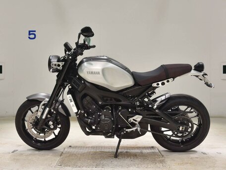 2020 Yamaha XSR900, серебристый, 777000 рублей, вид 1