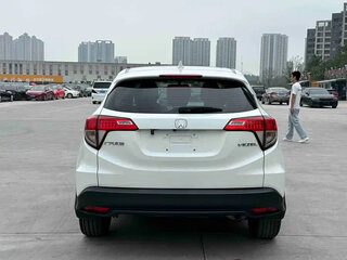 2022 Honda Vezel I Рестайлинг, белый, 1250000 рублей, вид 5