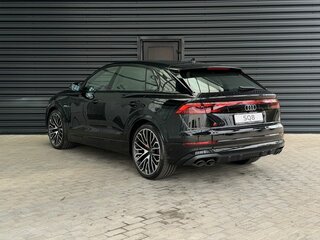 2026 Audi SQ8 I (4M) Рестайлинг, чёрный, 19300000 рублей, вид 3