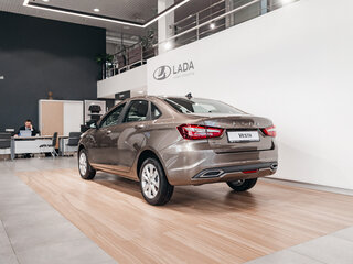 2026 Lada (ВАЗ) Vesta I Рестайлинг (NG), коричневый, 1705000 рублей, вид 4