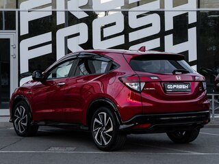 2017 Honda Vezel I, красный, 1740000 рублей, вид 2