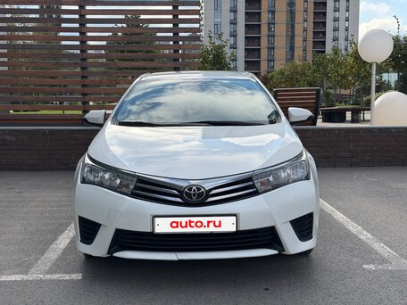2013 Toyota Corolla XI (E160, E170, E180), белый, 1100000 рублей, вид 3