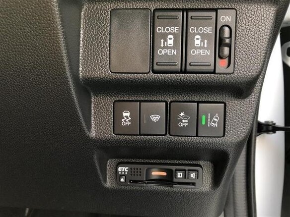 2023 Honda Freed+ II Рестайлинг, белый, 1287000 рублей - вид 12