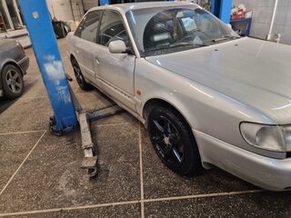 1996 Audi A6 I (C4), серебристый, 450000 рублей, вид 4