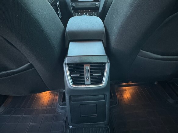 2016 Skoda Octavia III (A7), чёрный - вид 11