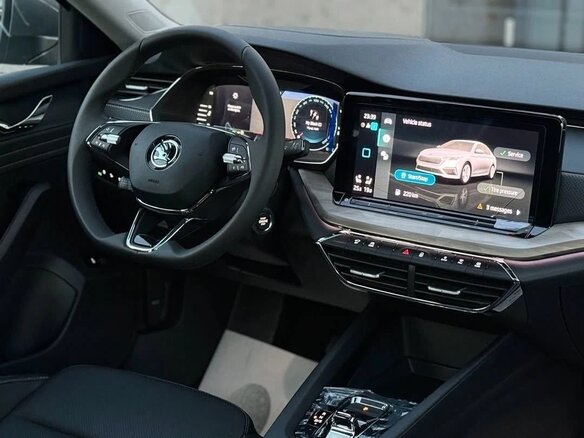 2023 Skoda Octavia IV (A8), серый, 2040000 рублей - вид 5