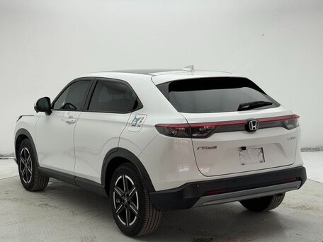 2026 Honda Vezel II, белый, 1980000 рублей, вид 4