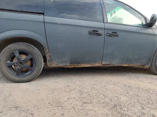 2004 Dodge Caravan 4-speed IV, серый, 330000 рублей, вид 4