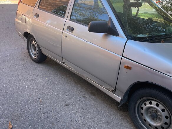 2003 Lada (ВАЗ) 2111, серебристый, 70000 рублей - вид 2