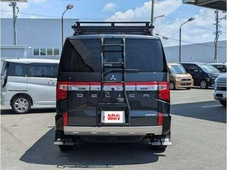 2022 Mitsubishi Delica D:5 I Рестайлинг, чёрный, 2450002 рублей, вид 4