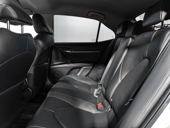 2019 Toyota Camry VIII (XV70), белый - вид 11