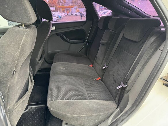 2006 Ford Focus II, белый, 320000 рублей - вид 8